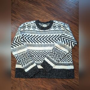 Woman's Lucky Brand Black and White Crewneck Sweater with Geometric Patterns